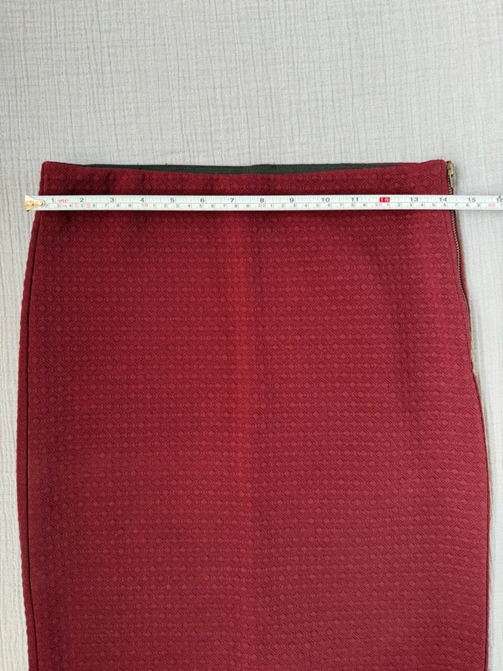 Loft Jacquard Knit Pencil Skirt with slit Size Small